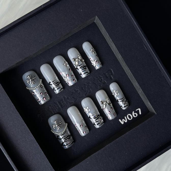 Pressonnail W067