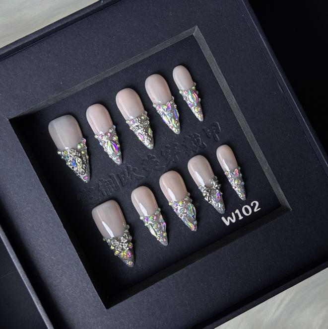 Pressonnail W102